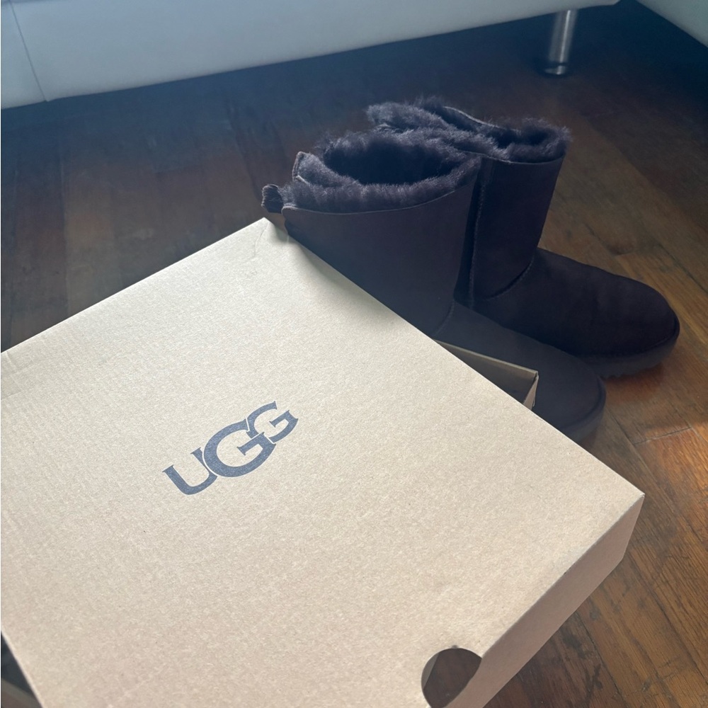 UGG Short Shearling Boots in Dark Brown